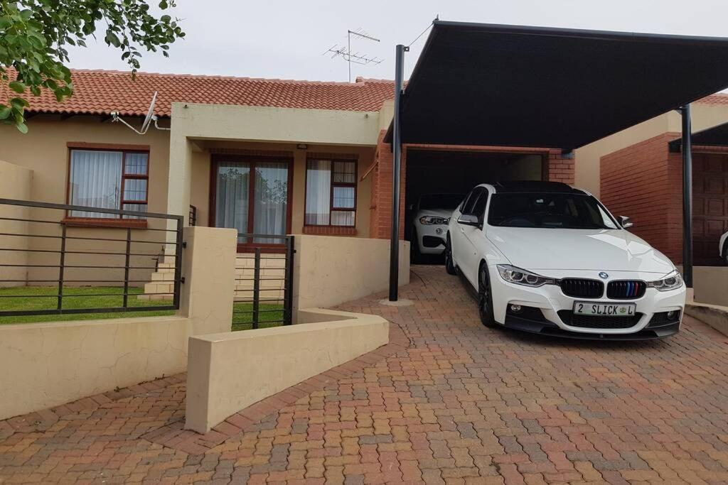 بولوكوان Plush Private Home المظهر الخارجي الصورة